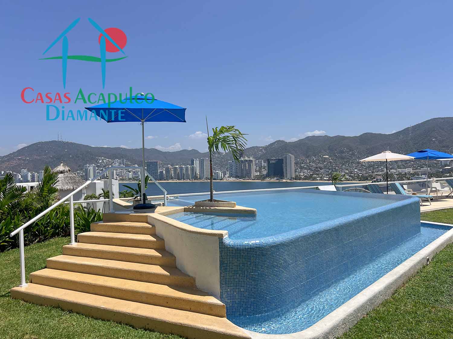 Villa Sahasrara - Alberca y jardín 15